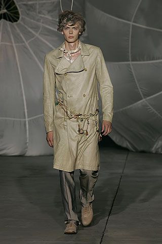 Alexander McQueen fashion show for Spring/Summer 2006