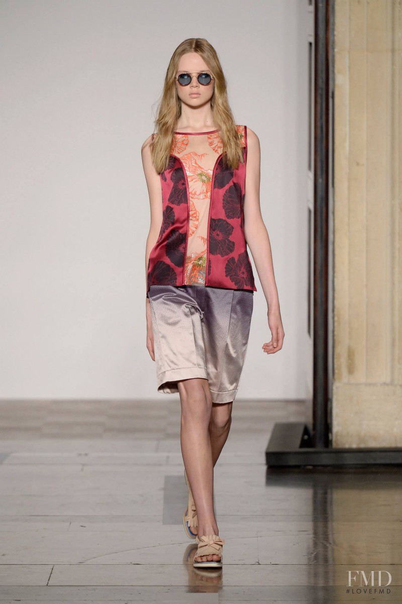 Holly Rose Emery featured in  the Jonathan Saunders fashion show for Spring/Summer 2014