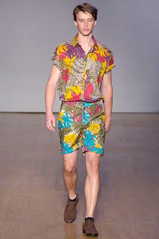 Rachel Comey fashion show for Spring/Summer 2006