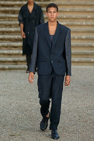 Raf Simons fashion show for Spring/Summer 2006