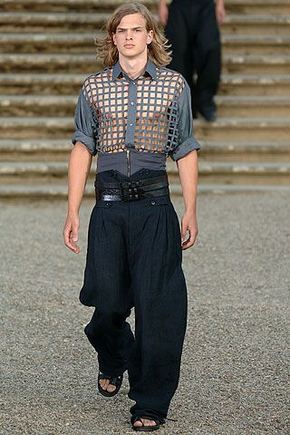 Raf Simons fashion show for Spring/Summer 2006