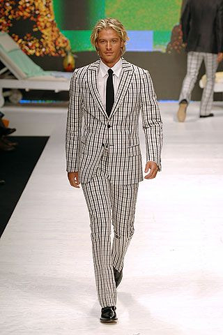 Valentino fashion show for Spring/Summer 2006