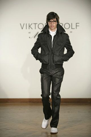 Viktor & Rolf fashion show for Spring/Summer 2006