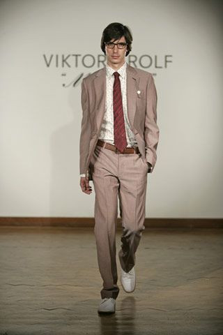 Viktor & Rolf fashion show for Spring/Summer 2006