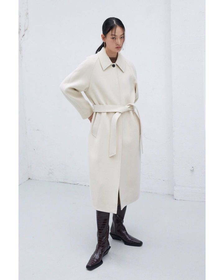 Park Seo Hee featured in  the Insilence lookbook for Spring/Summer 2024