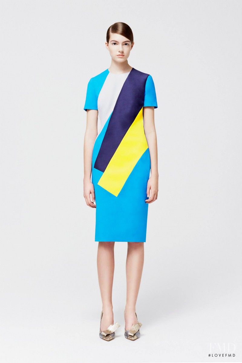 Scarlett Gray featured in  the Roksanda Ilincic fashion show for Resort 2015