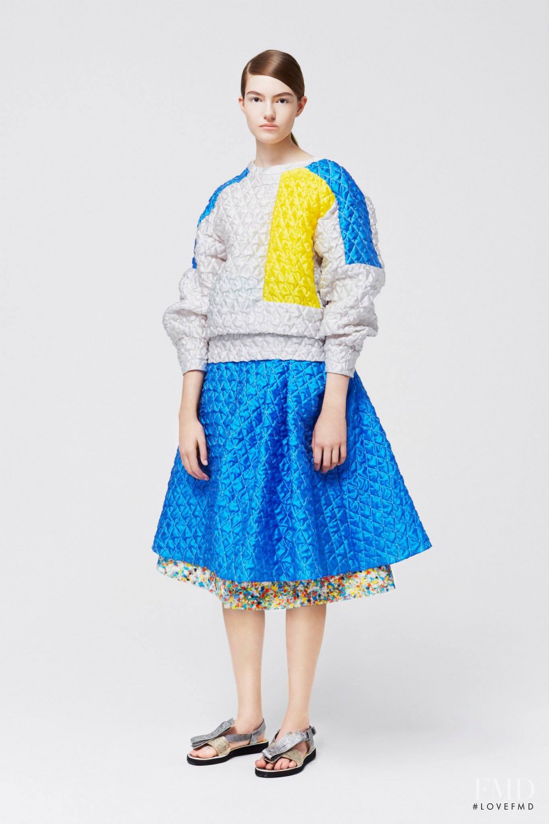 Scarlett Gray featured in  the Roksanda Ilincic fashion show for Resort 2015