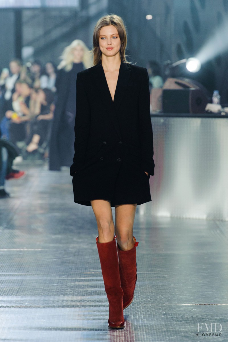 Lindsey Wixson featured in  the H&M fashion show for Autumn/Winter 2014