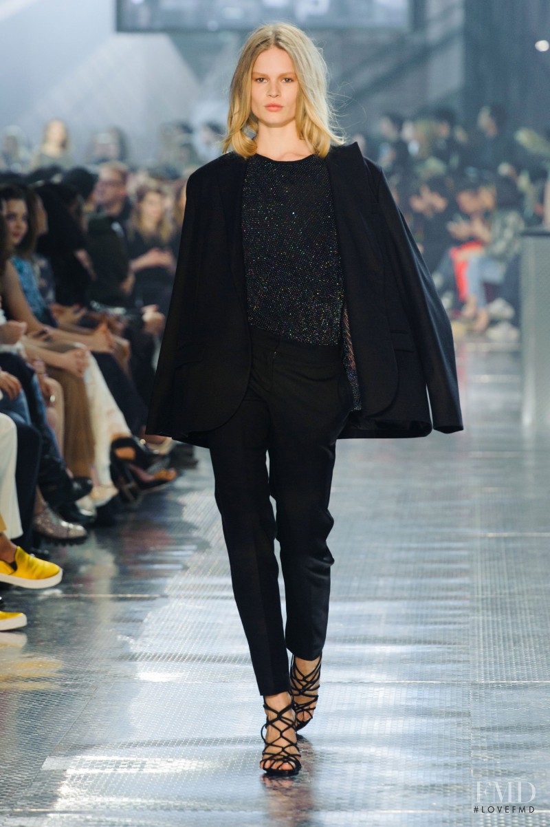 Anna Ewers featured in  the H&M fashion show for Autumn/Winter 2014