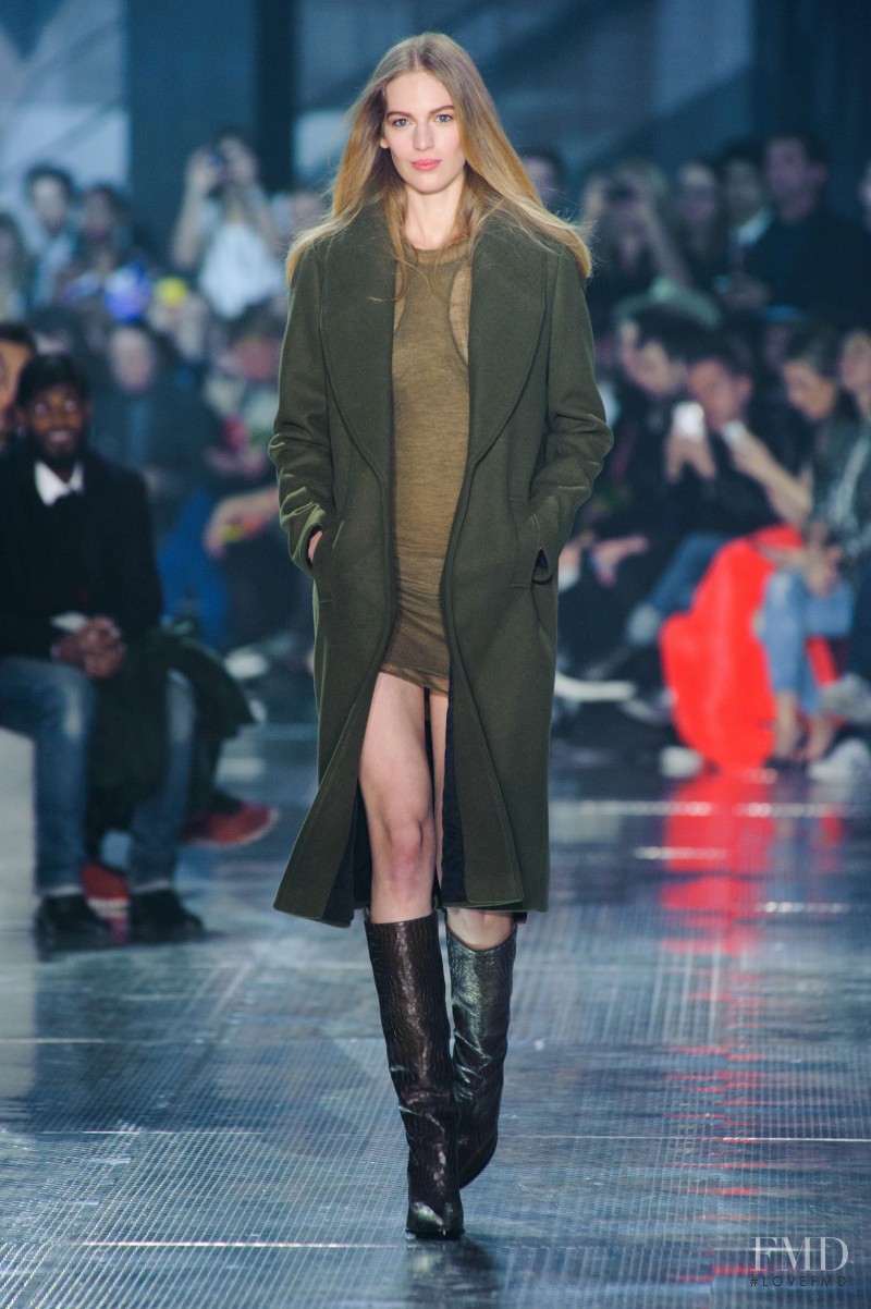Elisabeth Erm featured in  the H&M fashion show for Autumn/Winter 2014