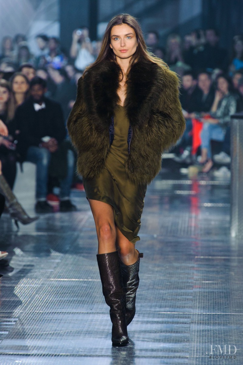 Andreea Diaconu featured in  the H&M fashion show for Autumn/Winter 2014