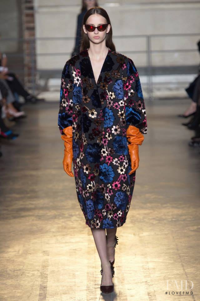 Waleska Gorczevski featured in  the Rochas fashion show for Autumn/Winter 2014
