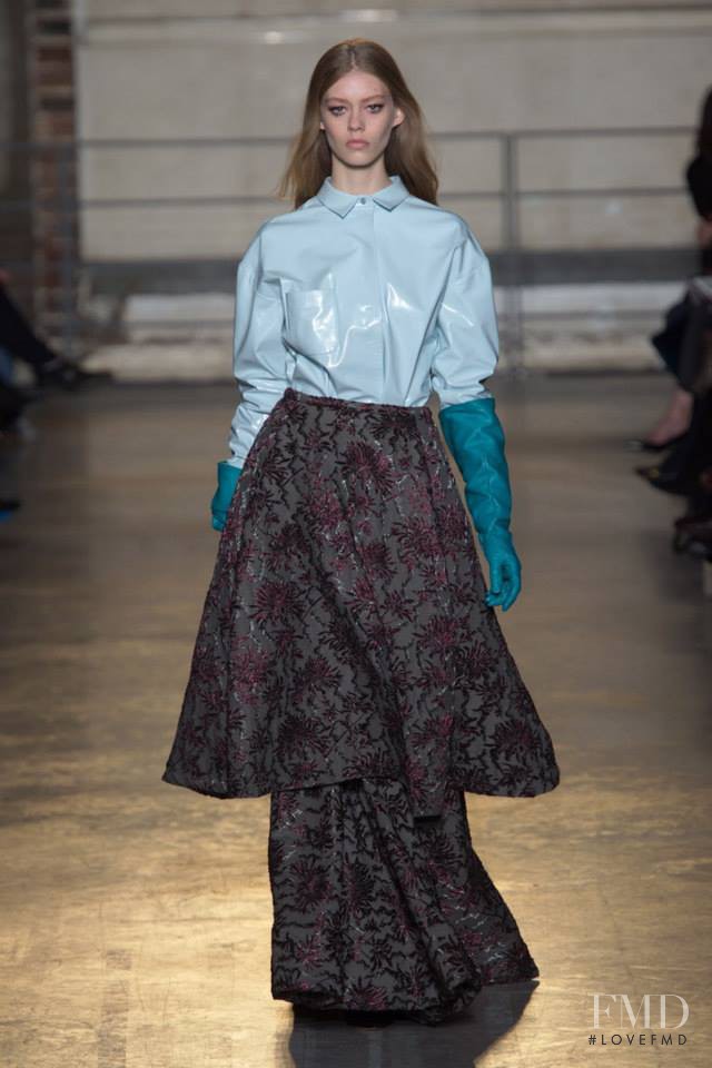 Ondria Hardin featured in  the Rochas fashion show for Autumn/Winter 2014