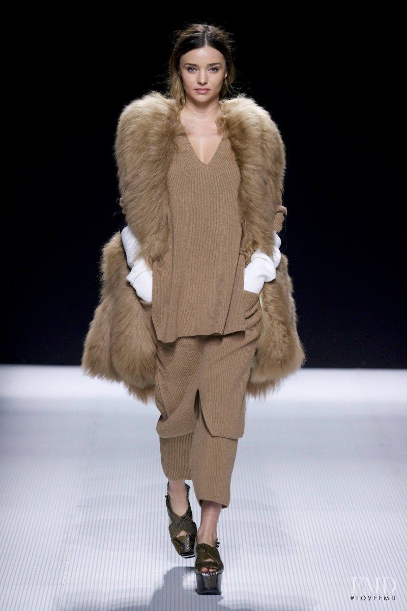 Miranda Kerr featured in  the Sonia Rykiel fashion show for Autumn/Winter 2014