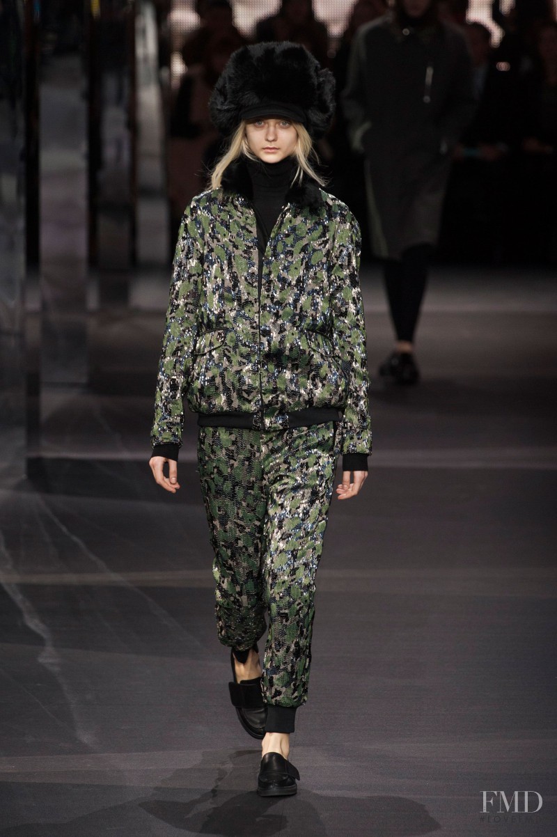 Moncler Gamme Rouge fashion show for Autumn/Winter 2014