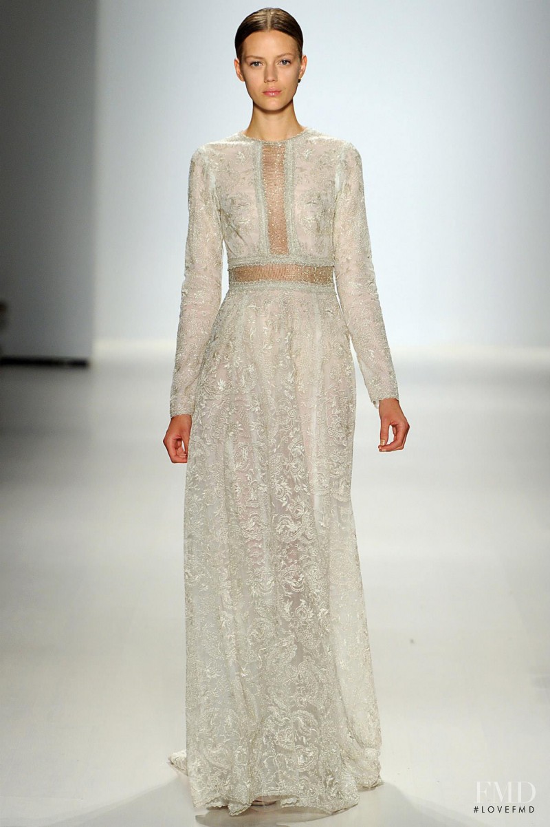 Esther Heesch featured in  the Tadashi Shoji fashion show for Spring/Summer 2015