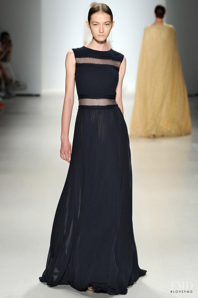 Kasia Jujeczka featured in  the Tadashi Shoji fashion show for Spring/Summer 2015
