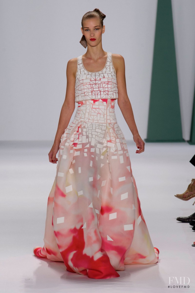 Elena Bartels featured in  the Carolina Herrera fashion show for Spring/Summer 2015