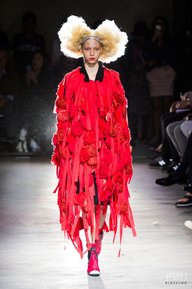 Comme Des Garcons fashion show for Spring/Summer 2015