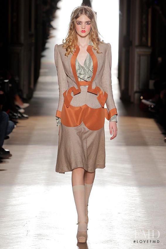 Madison Whittaker featured in  the Vivienne Westwood Gold Label fashion show for Spring/Summer 2015