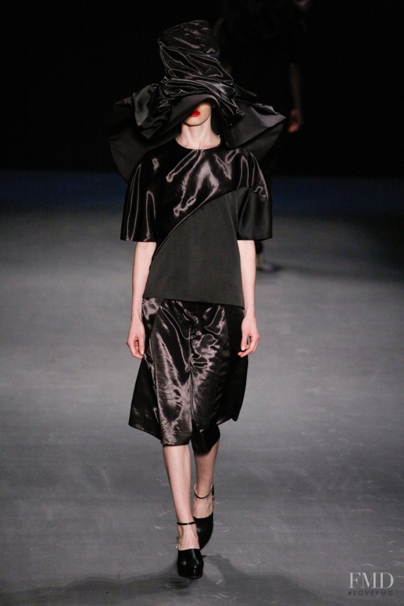 Fernanda Yamamoto fashion show for Autumn/Winter 2014