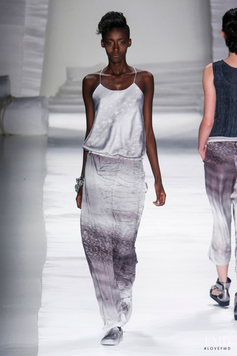 Viviane Oliveira featured in  the UMA fashion show for Spring/Summer 2015