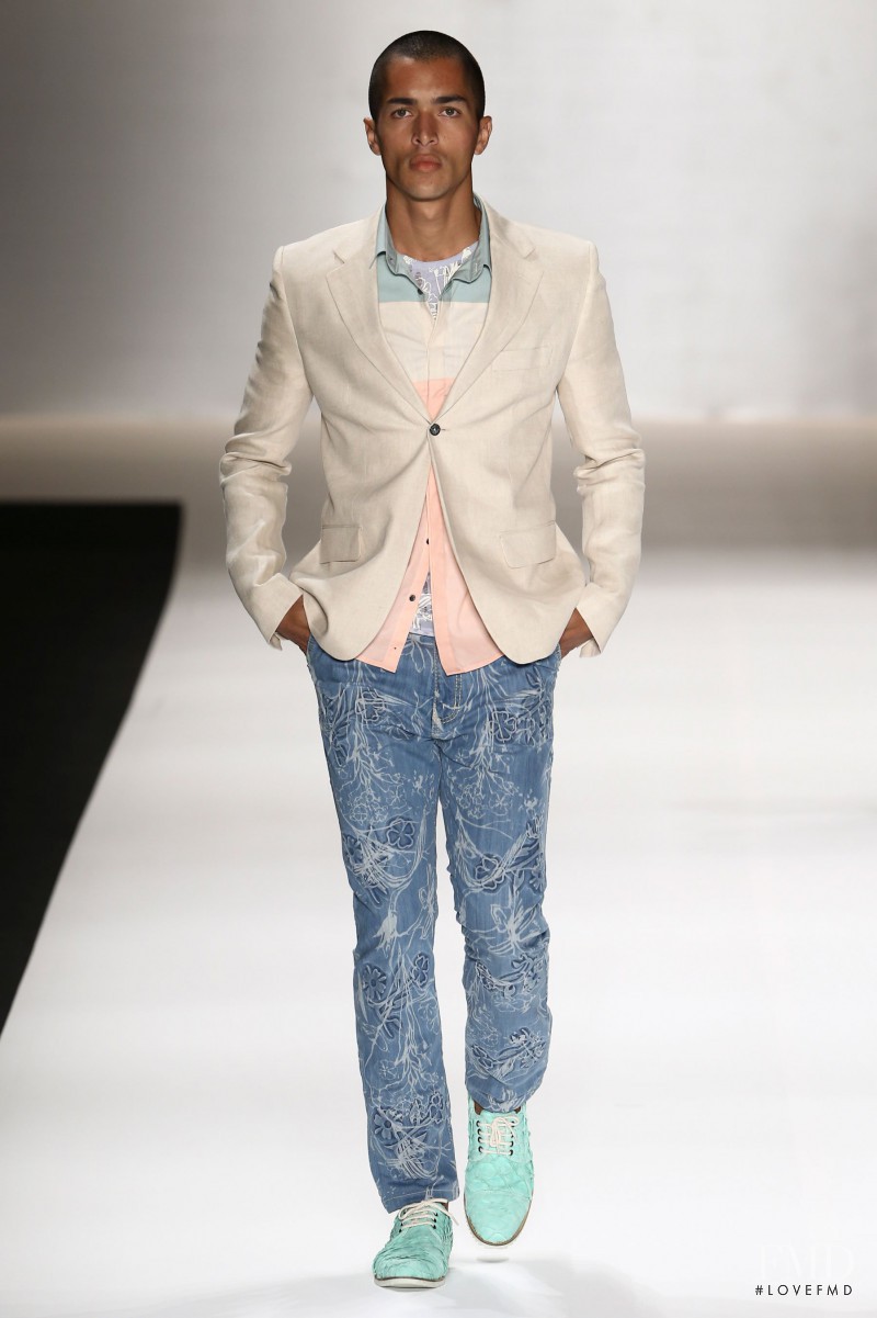 TNG fashion show for Spring/Summer 2015