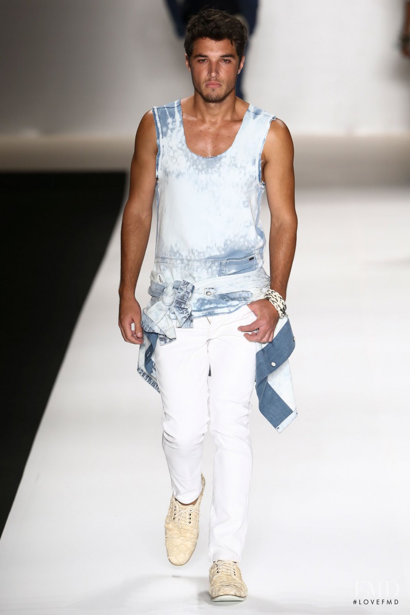 TNG fashion show for Spring/Summer 2015