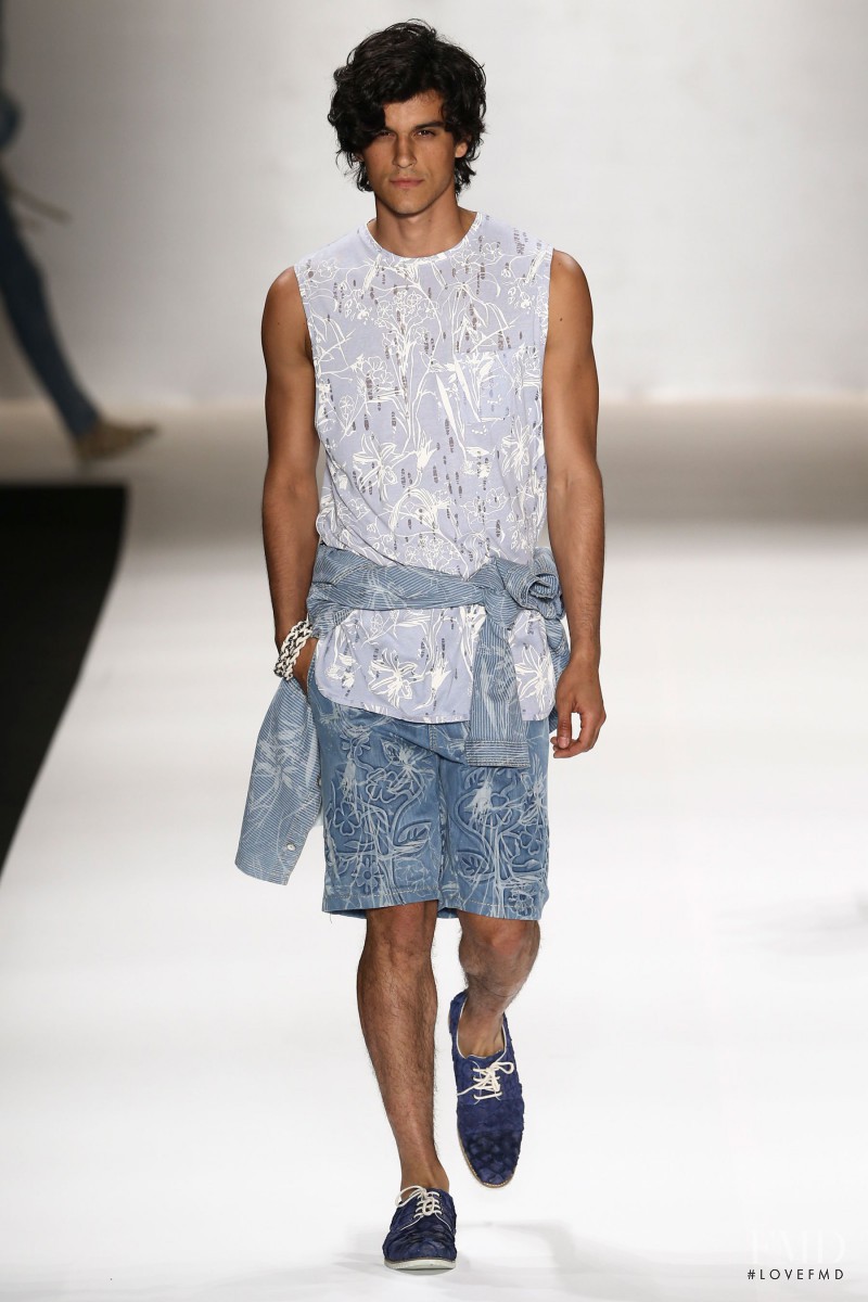 TNG fashion show for Spring/Summer 2015