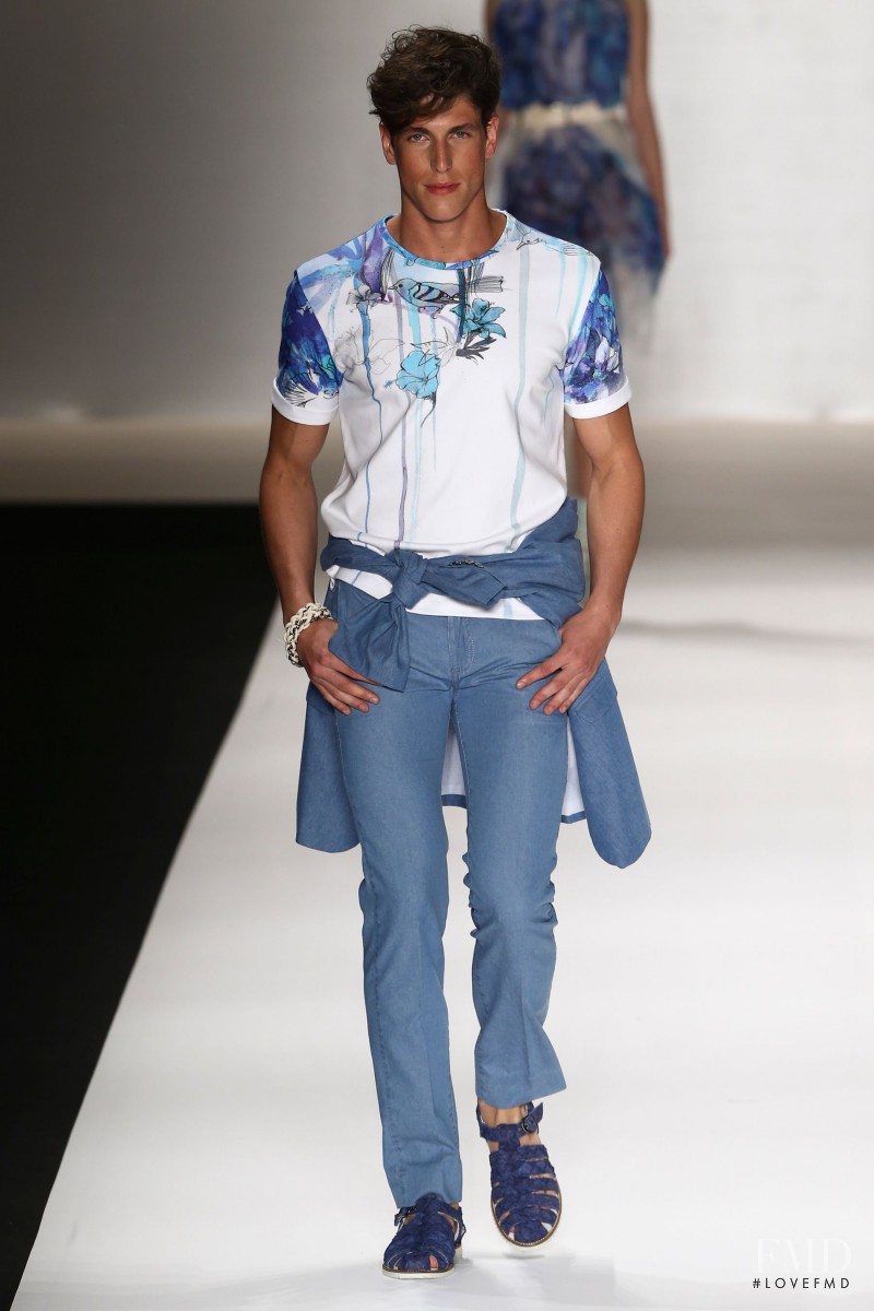 TNG fashion show for Spring/Summer 2015