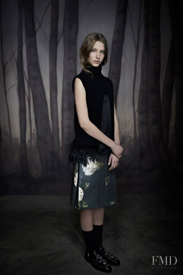 Sarah Harper featured in  the Ter Et Bantine fashion show for Pre-Fall 2014