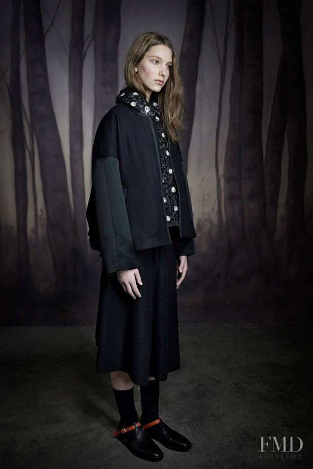 Sarah Harper featured in  the Ter Et Bantine fashion show for Pre-Fall 2014