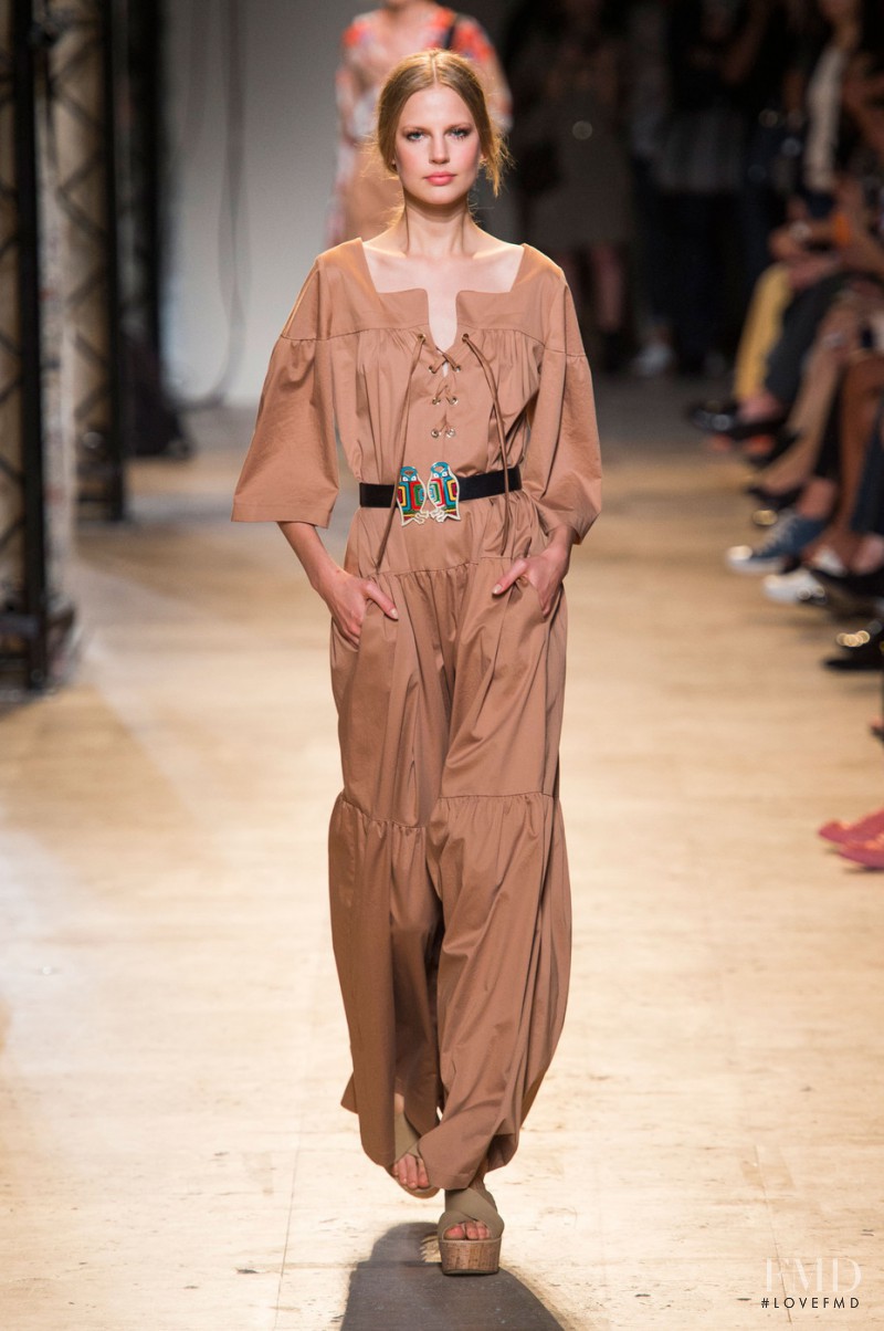 Elisabeth Erm featured in  the Paul et Joe fashion show for Spring/Summer 2015