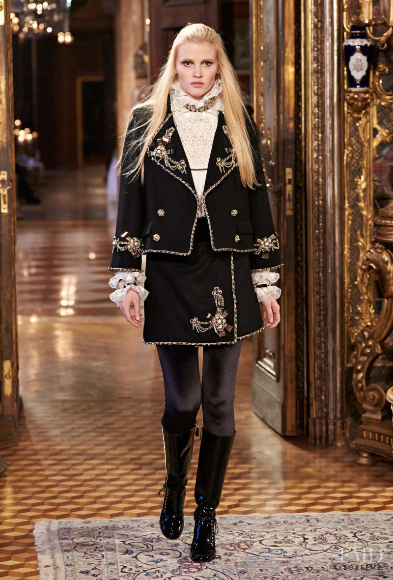Lara Stone featured in  the Chanel fashion show for Pre-Fall 2015
