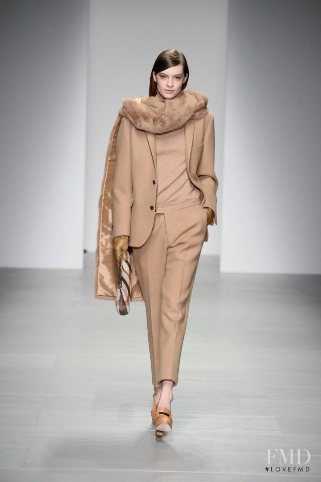 Cristina Mantas featured in  the DAKS fashion show for Autumn/Winter 2014