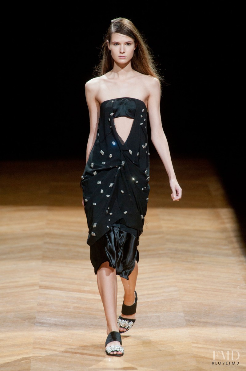 Daria Solomonova featured in  the Sharon Wauchob fashion show for Spring/Summer 2014