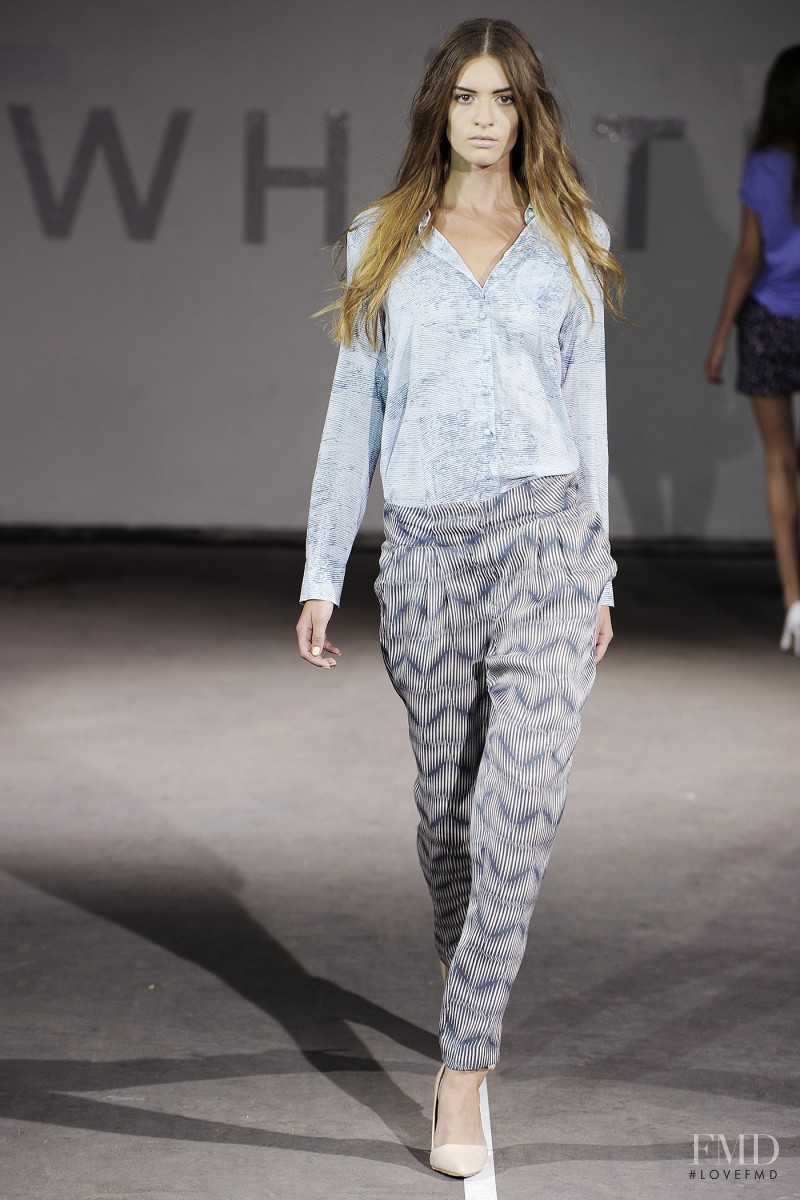 Whiite fashion show for Spring/Summer 2013