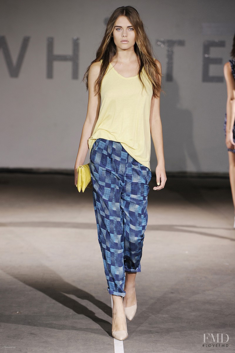 Whiite fashion show for Spring/Summer 2013