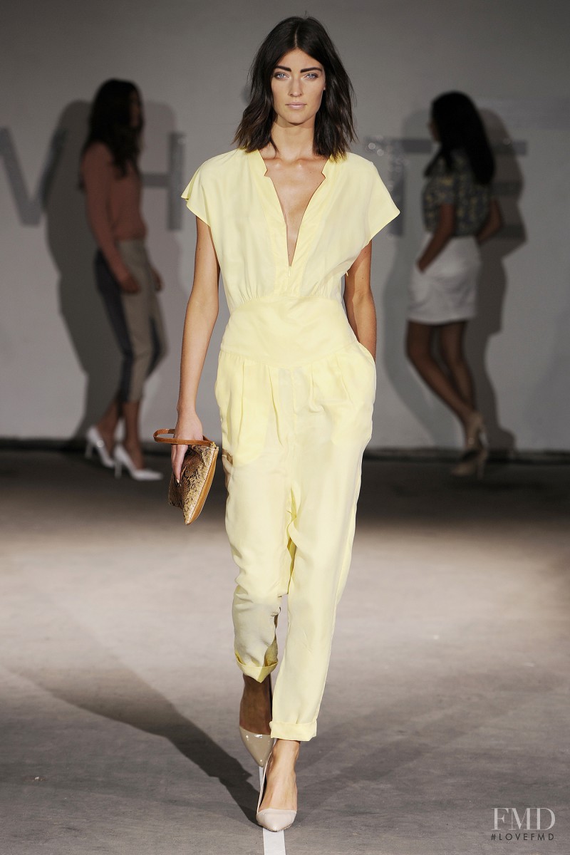 Whiite fashion show for Spring/Summer 2013