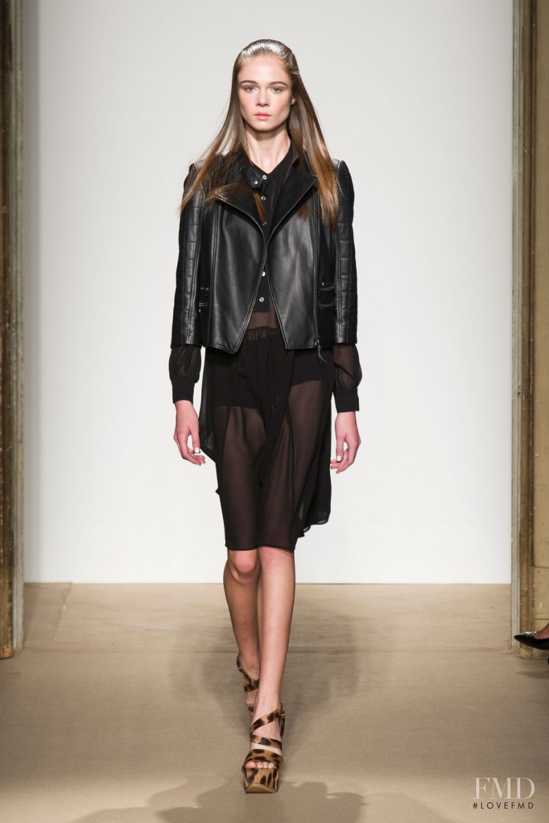 Katherine Kuhl featured in  the Simonetta Ravizza fashion show for Spring/Summer 2014