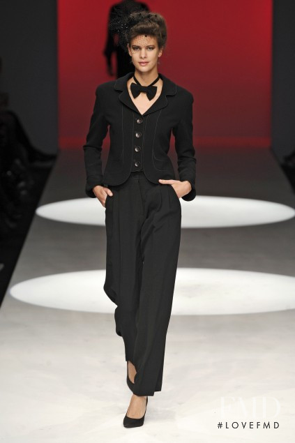 Chloe Pridham featured in  the Caroline Charles fashion show for Autumn/Winter 2009