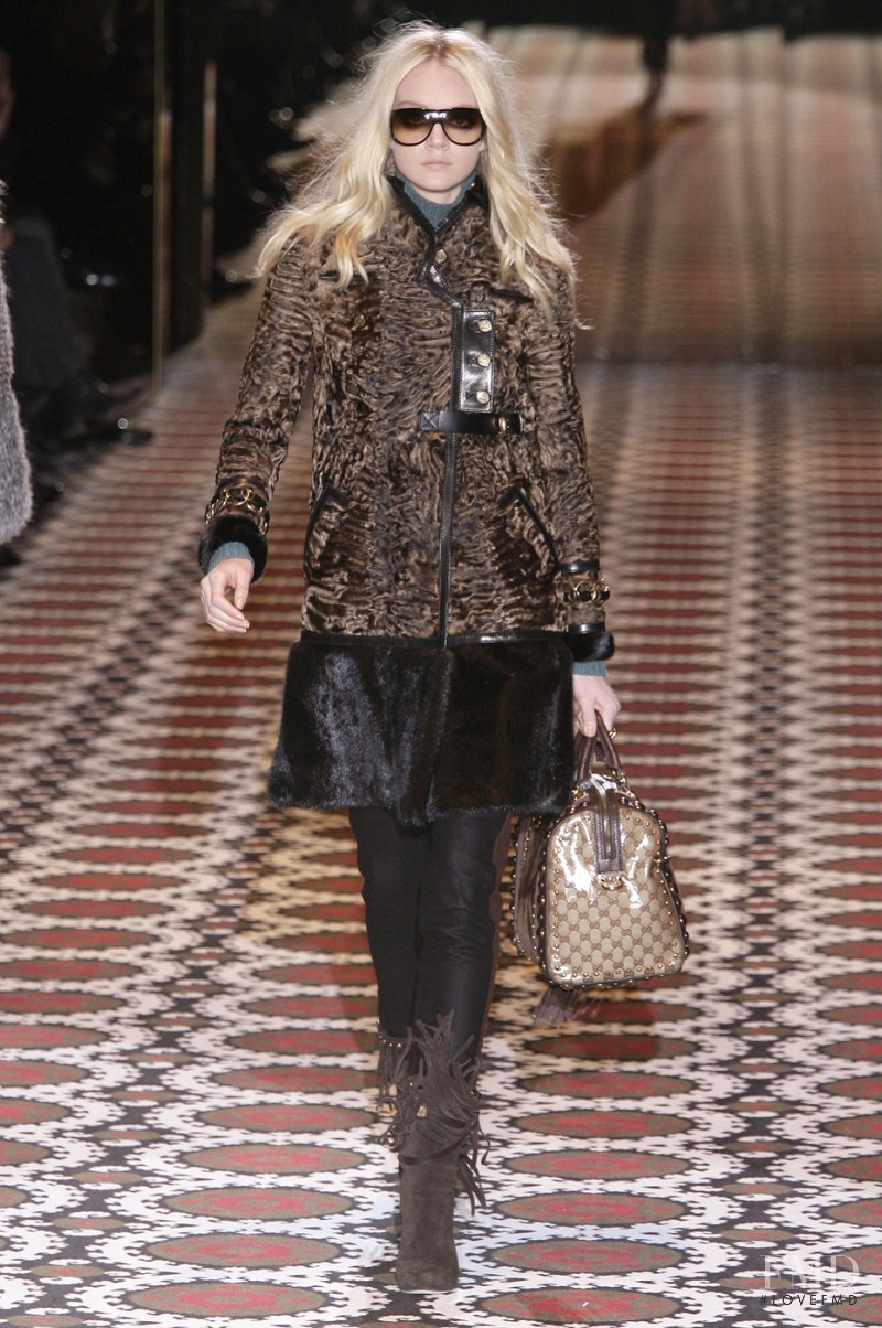 Lindsay Ellingson featured in  the Gucci fashion show for Autumn/Winter 2008