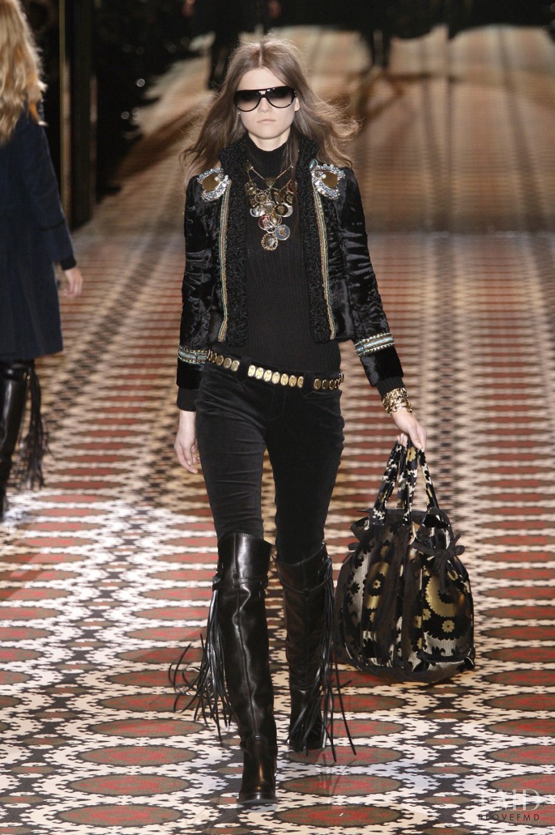 Kasia Struss featured in  the Gucci fashion show for Autumn/Winter 2008