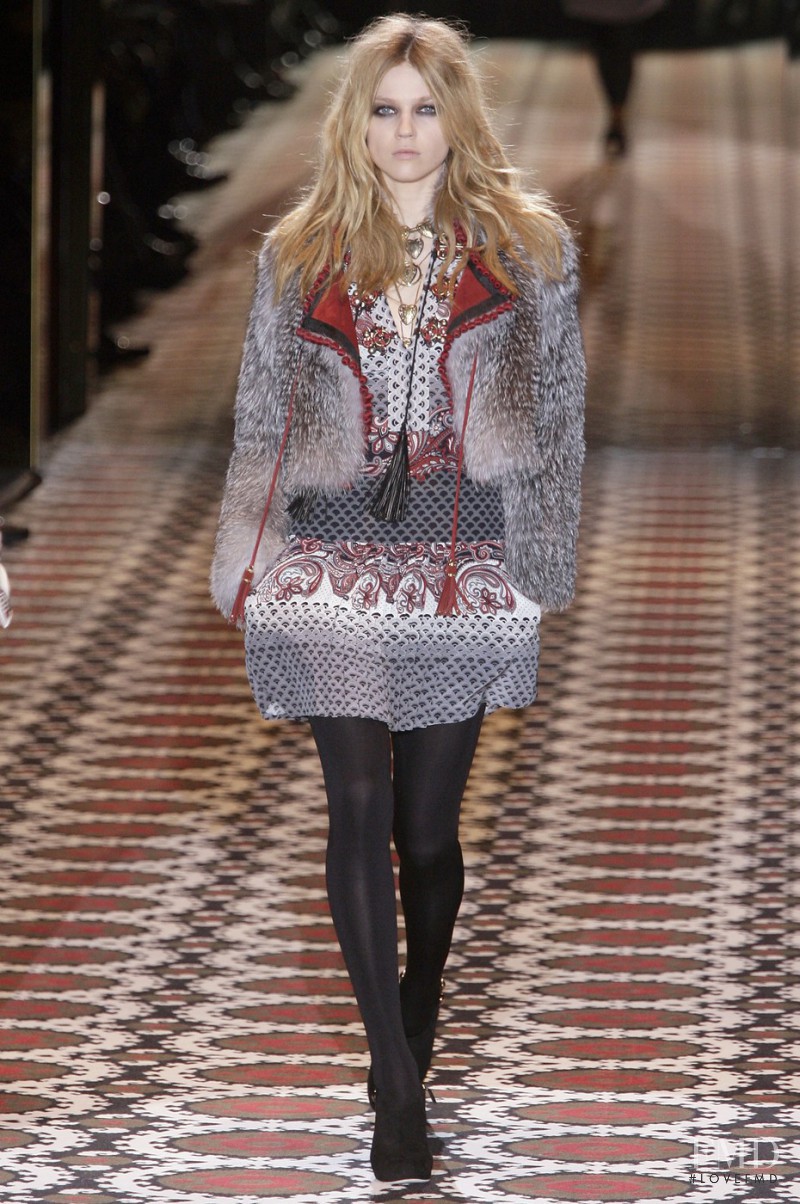 Masha Novoselova featured in  the Gucci fashion show for Autumn/Winter 2008