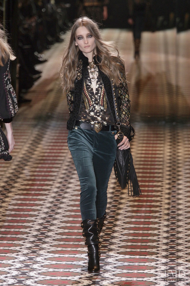 Iekeliene Stange featured in  the Gucci fashion show for Autumn/Winter 2008