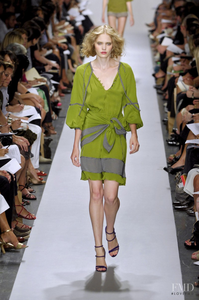 Heidi Mount featured in  the Derek Lam fashion show for Spring/Summer 2008