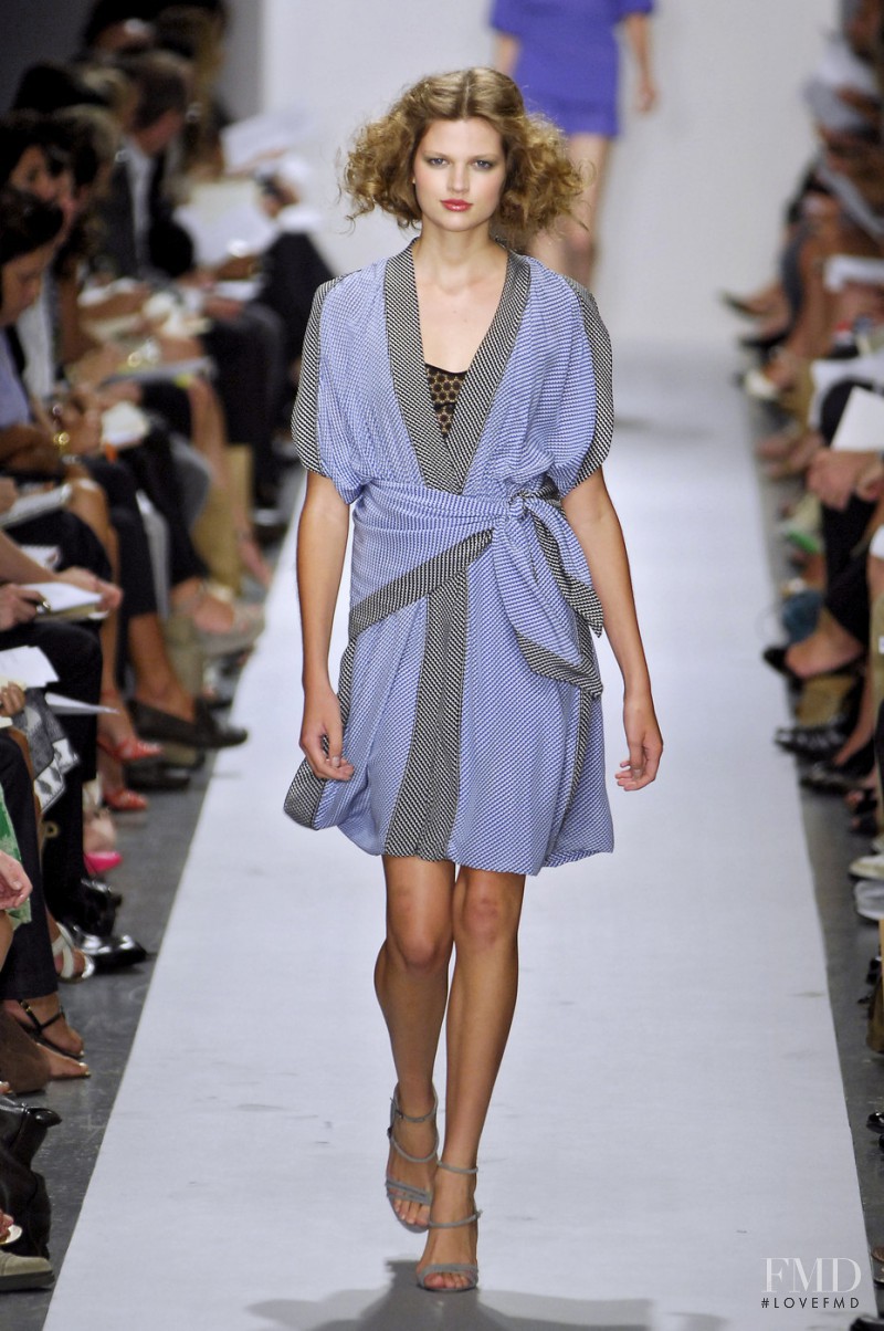 Bette Franke featured in  the Derek Lam fashion show for Spring/Summer 2008