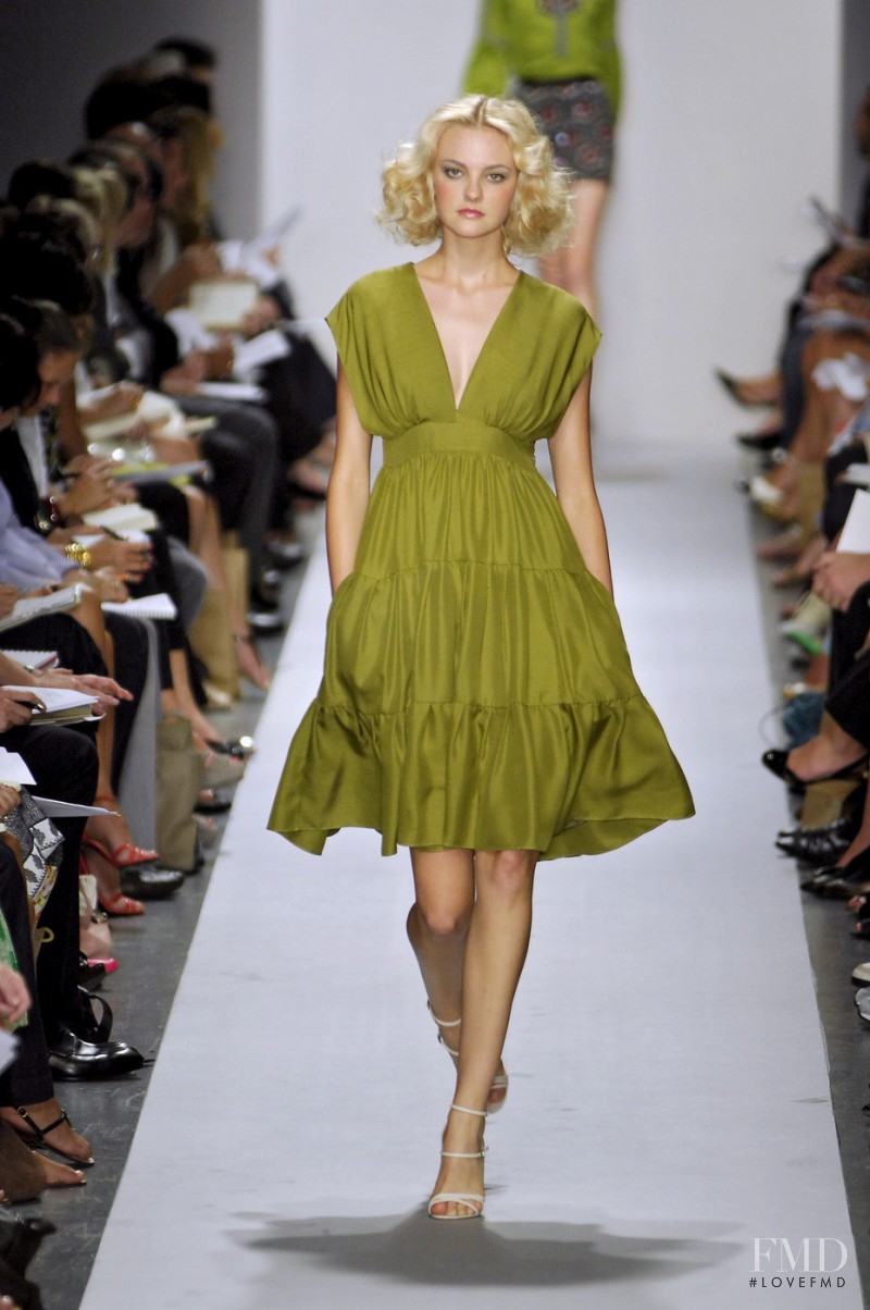 Caroline Trentini featured in  the Derek Lam fashion show for Spring/Summer 2008