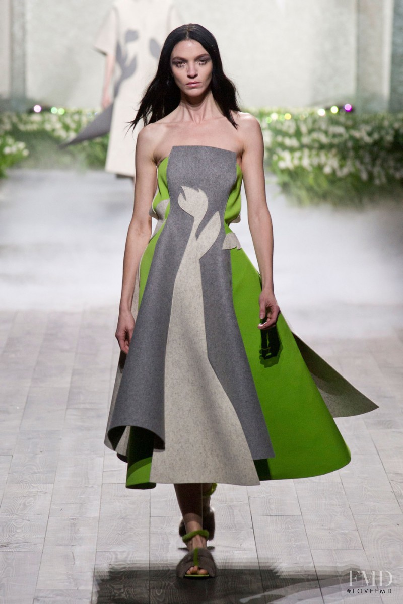 Mariacarla Boscono featured in  the Vionnet fashion show for Autumn/Winter 2014