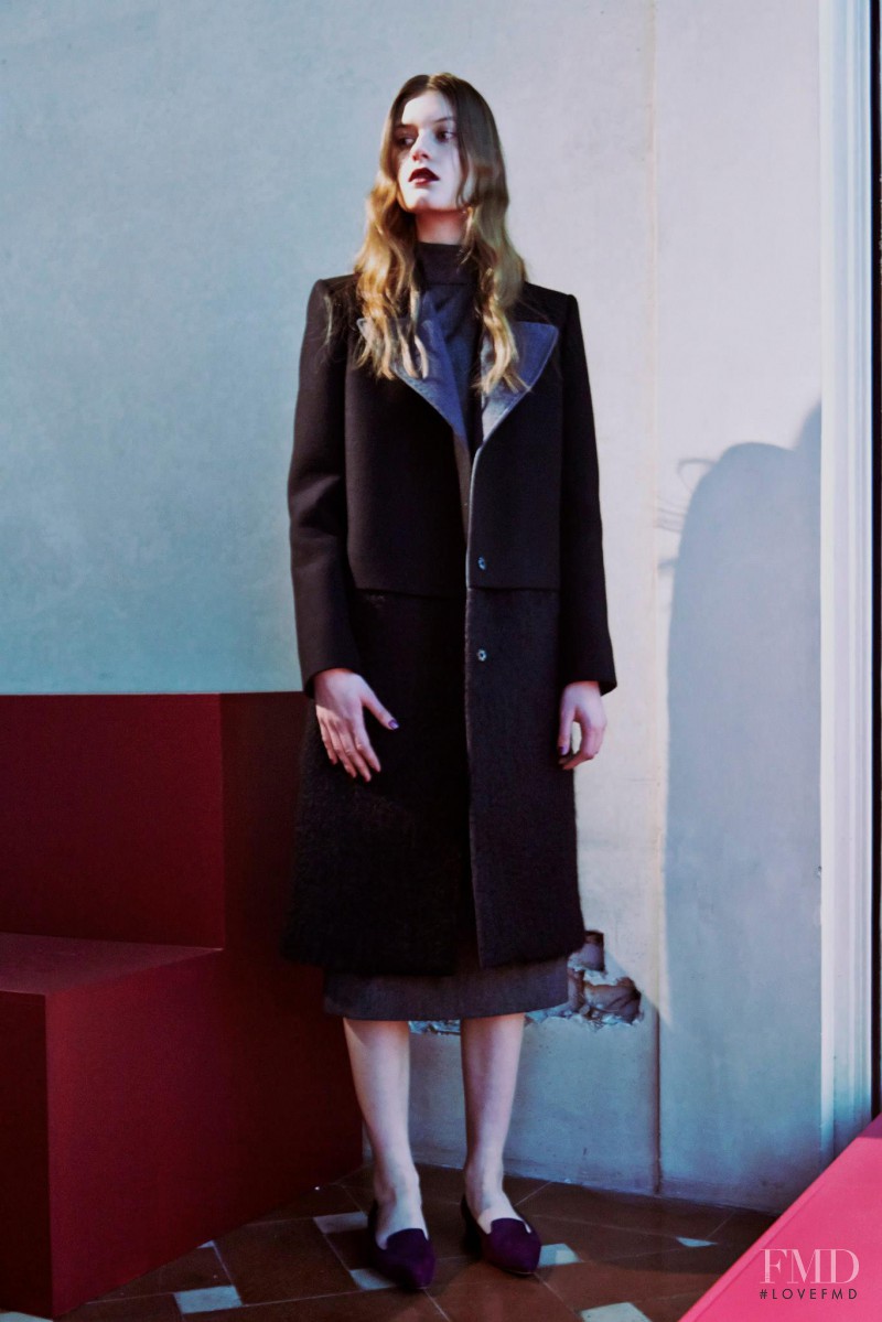 Barbara Casasola fashion show for Pre-Fall 2014